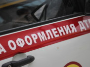 Иномарка съехала в кювет.