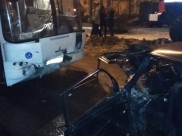 Авария с маршрутным автобусом.