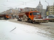Ночью в Воронеже работала коммунальная техника.