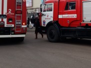 На месте ЧП работали шесть десятков пожарных.
