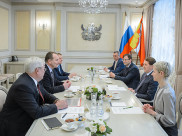 На встрече с руководством компании OFS.