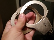 Подозреваемые пытались скрыться, но их задержали.