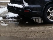 Автомобилистам нужно быть осторожнее на дорогах.