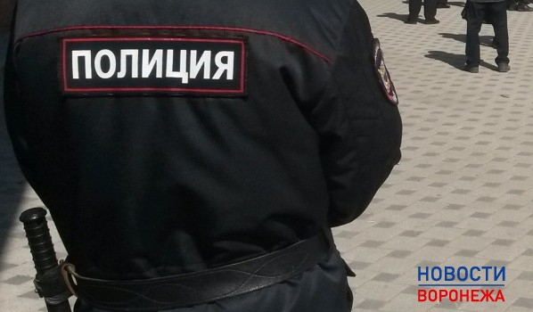 В Воронежской области угонщик машины скрылся от полиции в армии.