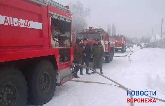 Спасатели оперативно справились с возгоранием.