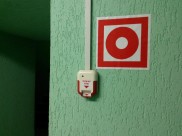 В ТЦ обнаружили нарушения требований пожарной безопасности.