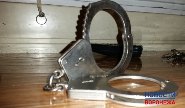 Подозреваемого задержали и поместили в изолятор.