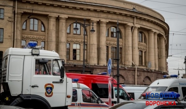 Работы после взрыва в метро.