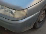 Парень разбил авто знакомого битой.
