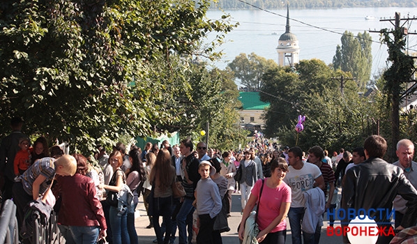 Число жителей Воронежа превышает 1 млн человек.