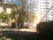 Спасатели спешили на вызов к горящей газовой трубе.