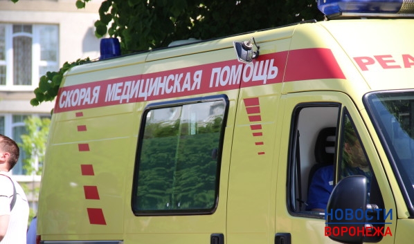 Воронежца на «скорой» доставили в больницу.