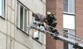 «Эвакуировали» людей при помощи лестниц и кубов жизни.