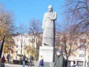 Памятник Алексею Кольцову.