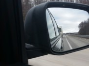 На трассе обокрали автостопщиков.