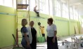 Чиновницы проверили школы города.