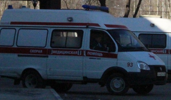 Полицию вызвали врачи больницы скорой помощи.
