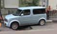 Под авто провалился асфальт.