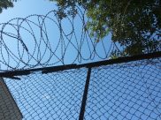 Сотрудник УФСИН теперь сам может оказаться за решеткой.