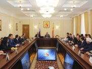 Мэр провел встречу с представителями строительных организаций города.