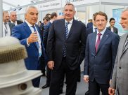 На выставке российских компаний-разработчиков в области телекоммуникаций.