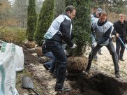 Субботник в дендропарке.