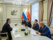 На встрече в правительстве Воронежской области.
