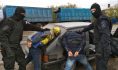 Подозреваемых поймали с поличным.