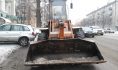 Техника чистит дороги от снега.