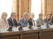 Александр Гусев на встрече с Молодежным правительством.