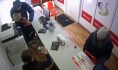 Молодой человек ограбил офисы микрозаймов.
