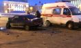 Авария легковушки с автобусом.
