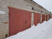 Воронежец торговал алкоголем в гараже.