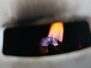 Причиной смерти мог стать угарный газ.
