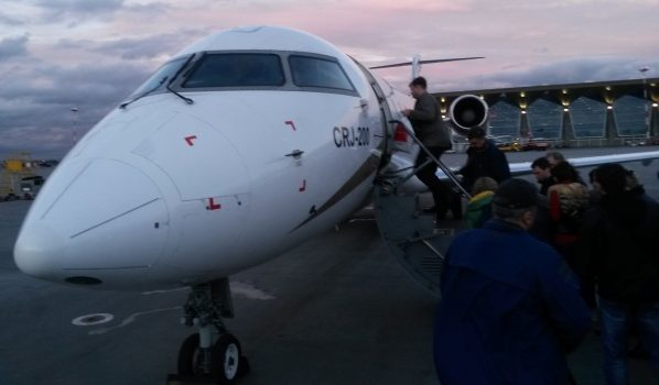 Полеты будут выполнять на CRJ-200.
