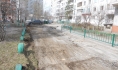 Приступают к ремонту дворов.