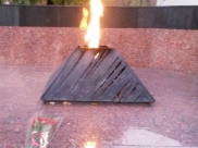 Возложат цветы к Вечному Огню.