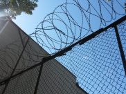 Подозреваемого нашли в тюрьме.Подозреваемого нашли в тюрьме.