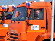 Владимир Путин на грузовике проехал по Крымскому мосту.