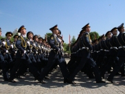 На площади Ленина вручат дипломы выпускникам военной академии.