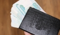 Иностранец пытался подкупить полицейского.