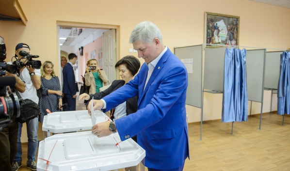 Александр Гусев победил на выборах.