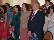 Олег Черкасов в одной из школ.