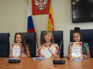 Победители прошлого конкурса «Рисуем праздник».