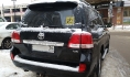 Land Cruiser.
