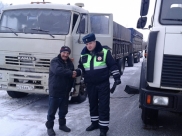 Водитель поблагодарил гаишников.