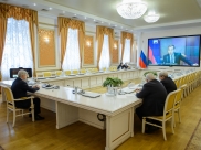 Александр Гусев принял участие в совещании, которое провел премьер Дмитрий Медведев.