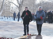 Александр Гусев почтил память погибших в боях за освобождение Воронежа.