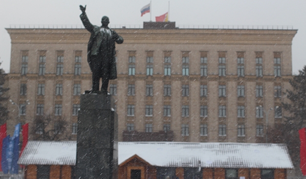 Власть в городе, считают воронежцы, принадлежит региональному правительству.