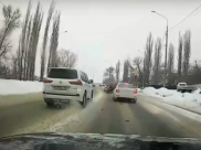 Водитель дорогой иномарки нарушил ПДД.
